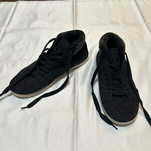 Roxy High Top Whitney Sneaker Size 7